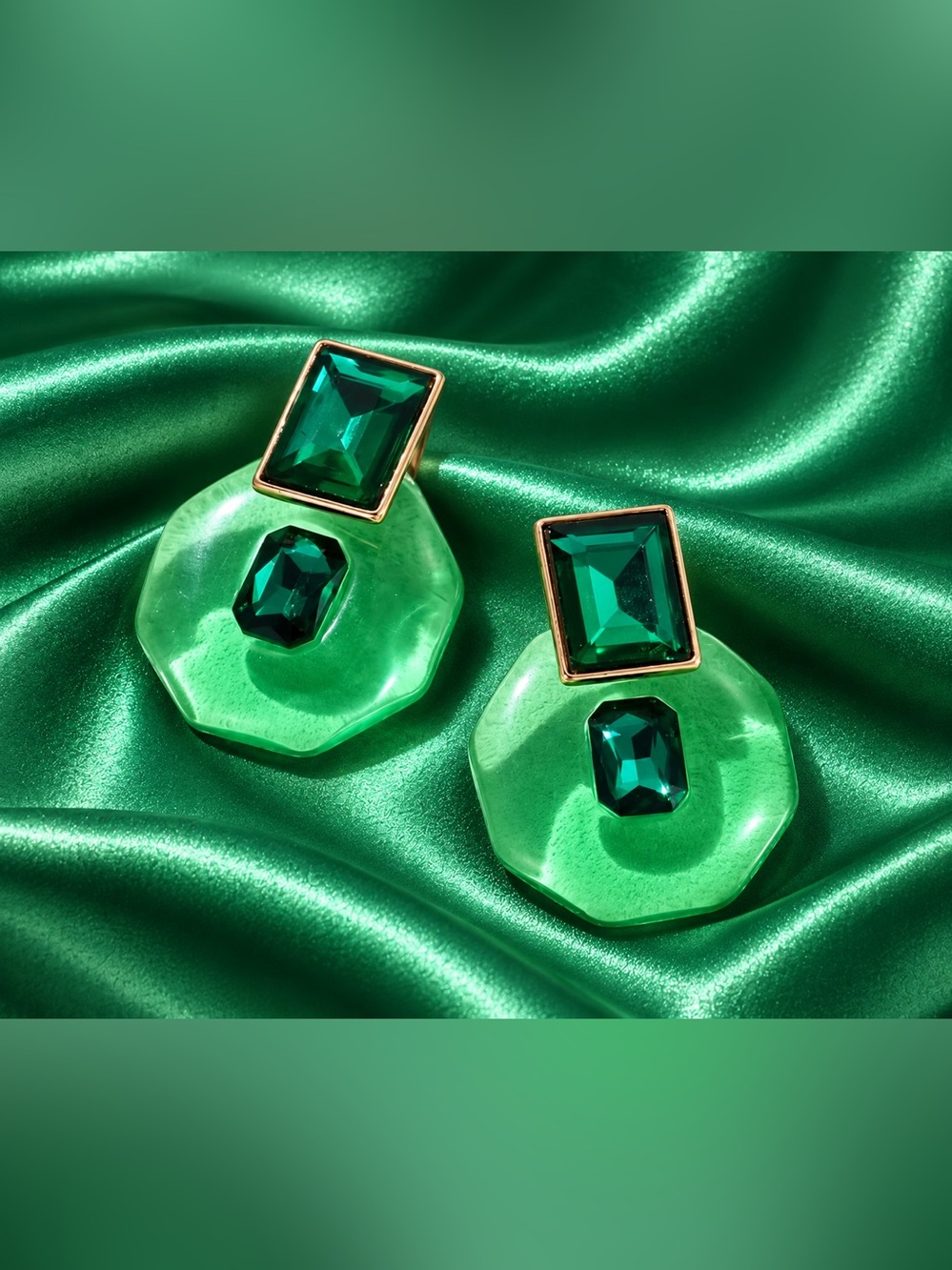 Astrid Jewel Tone Acrylic Resin Statement Drop Earrings, Emerald Inspired | NWT